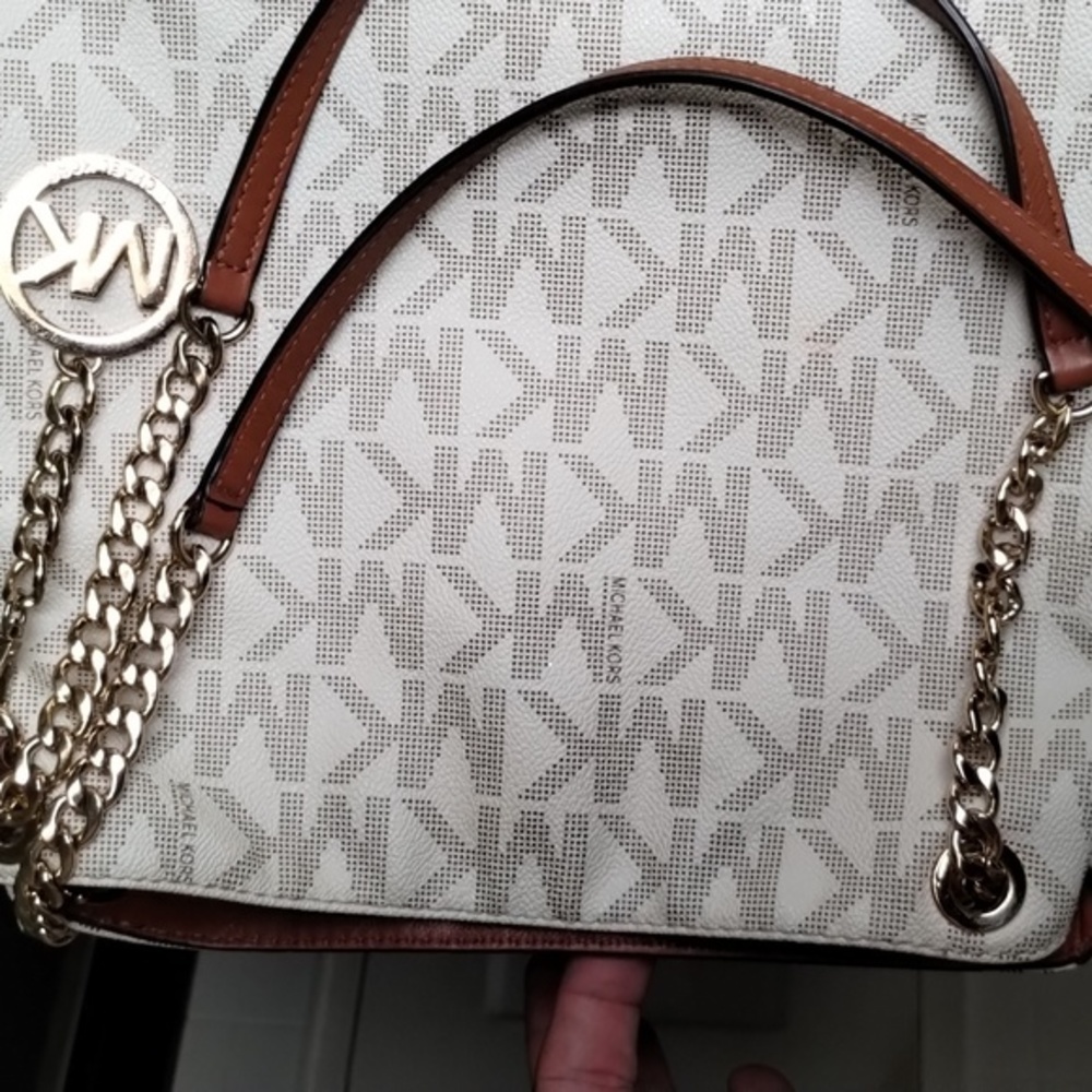 Michael Kors Jet Set Large Tote Gold Chain